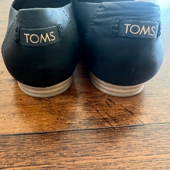 Toms Flats - Picture 3 of 6